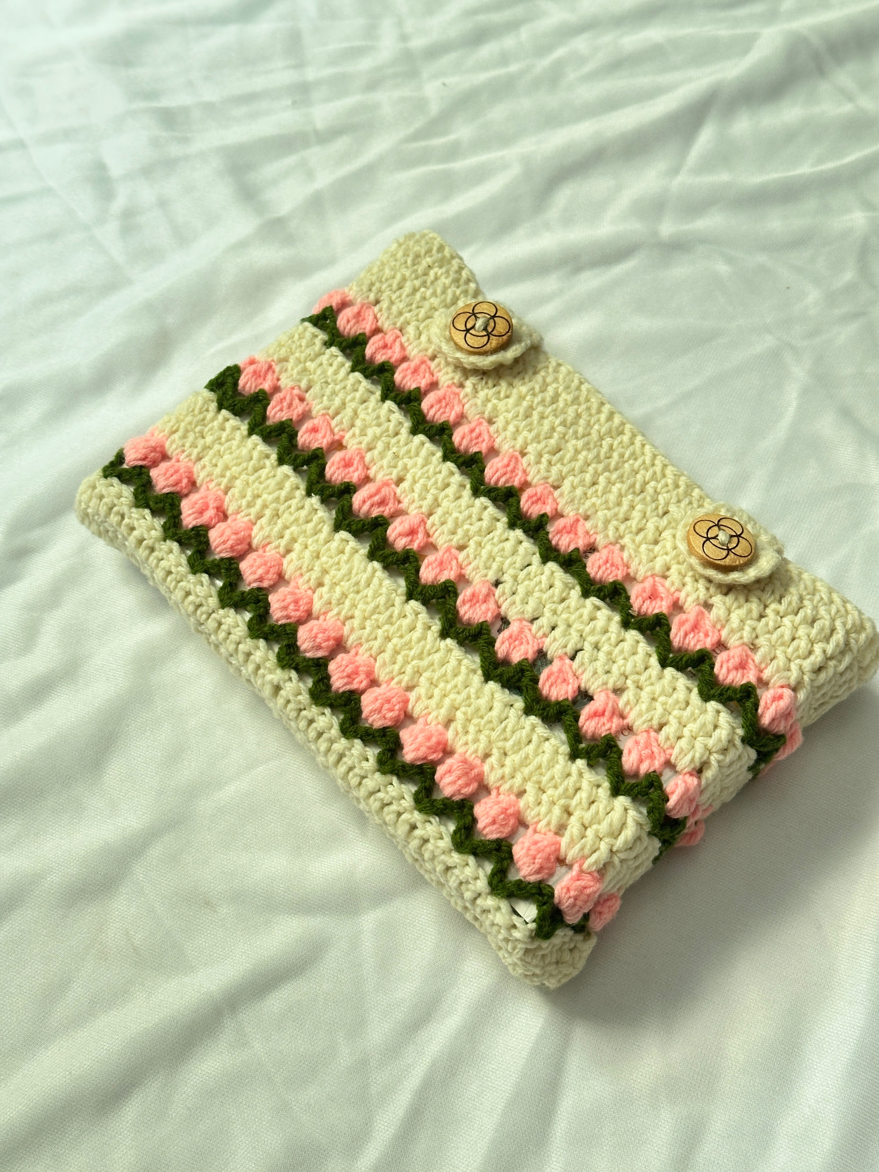 Tulip Crochet Book sleeve