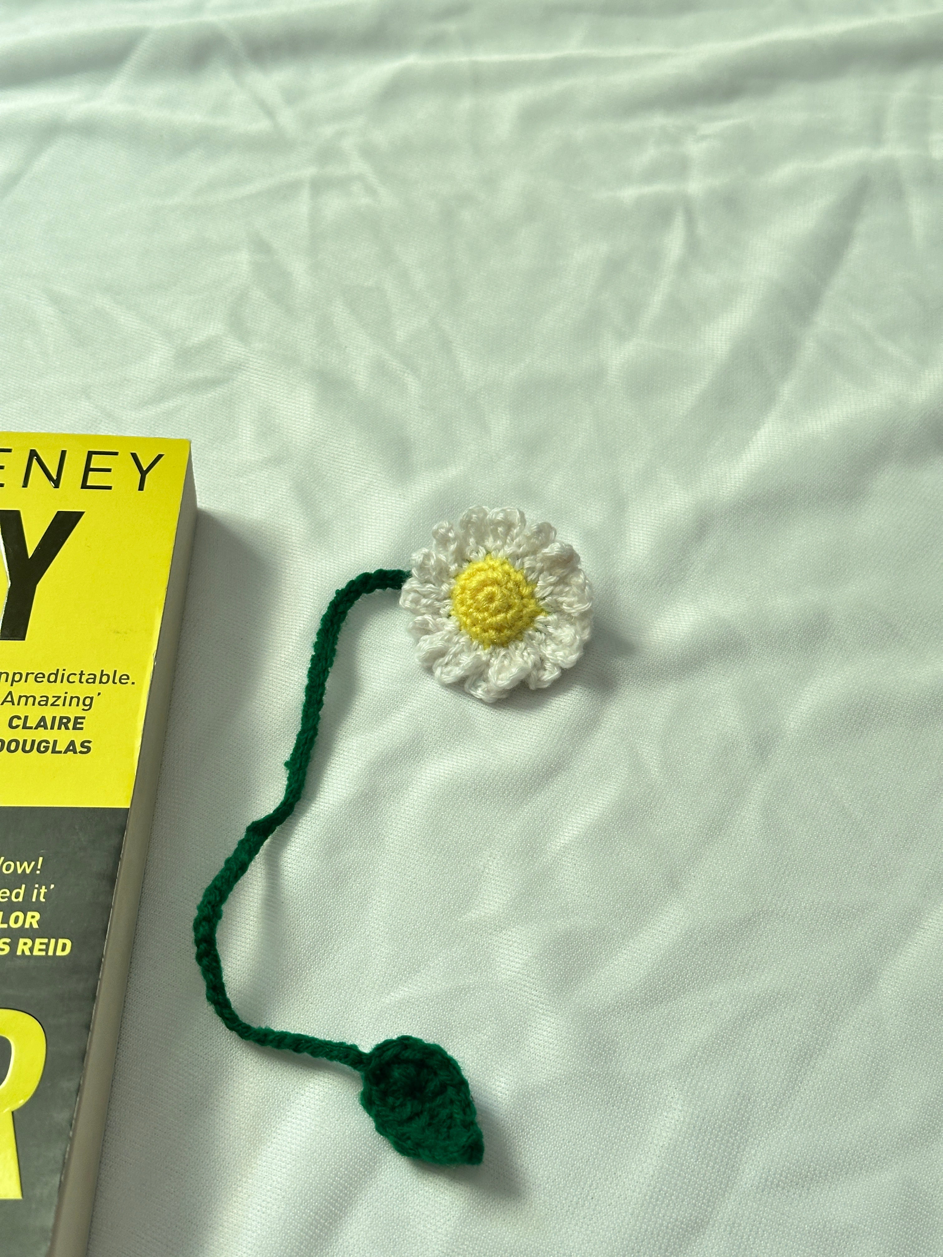 Daisy Crochet Bookmark