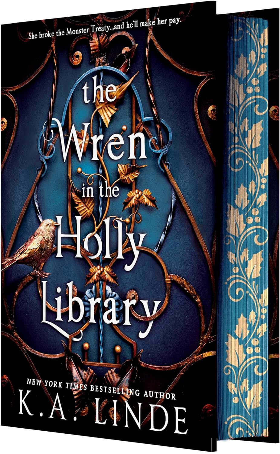 The Wren in the Holly Library (The Oak and Holly Cycle #1) (Deluxe Limited Edition)