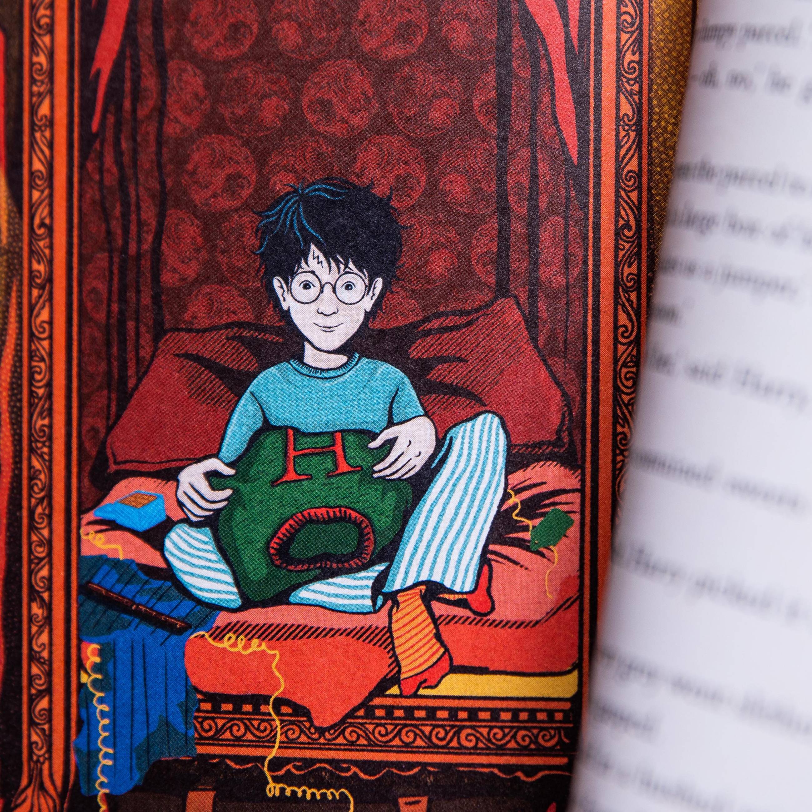 Harry Potter and the Philosophers Stone (Minalima Edition)