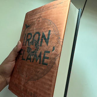 Iron Flame (The Empyrean #2)